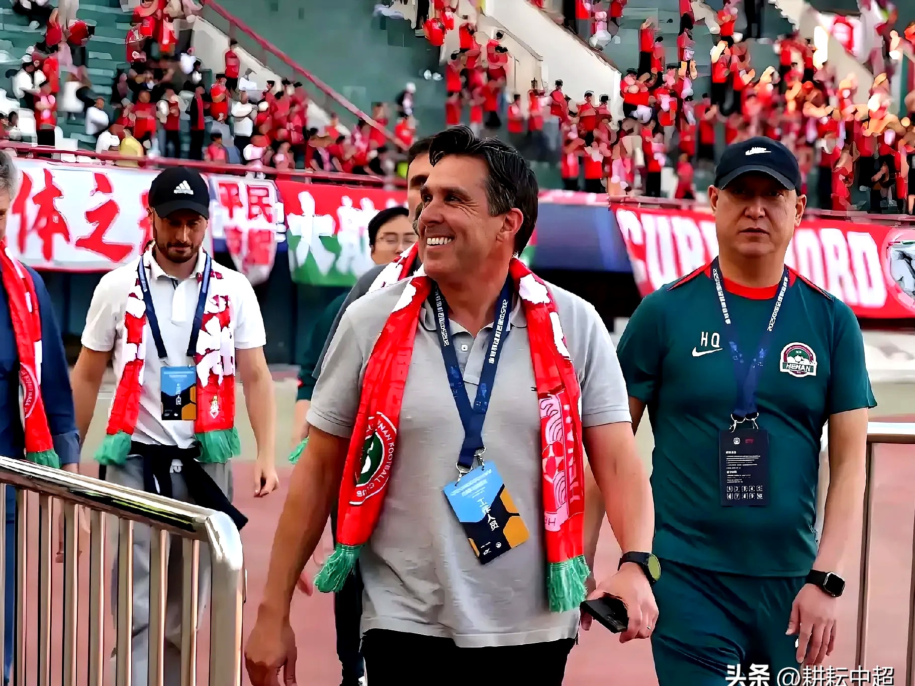 关于热门球队在比赛中展现出无比实力的信息